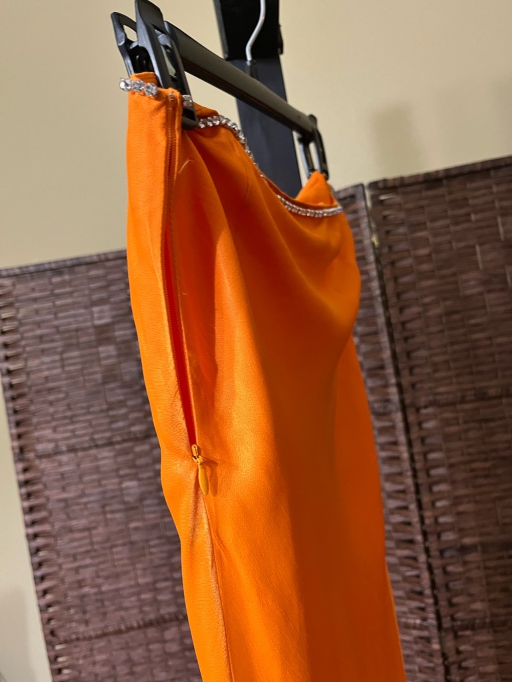 New Meshki Dayana Satin Diamante Skirt Set Mandarin Orange – Size Small - Picture 15 of 16